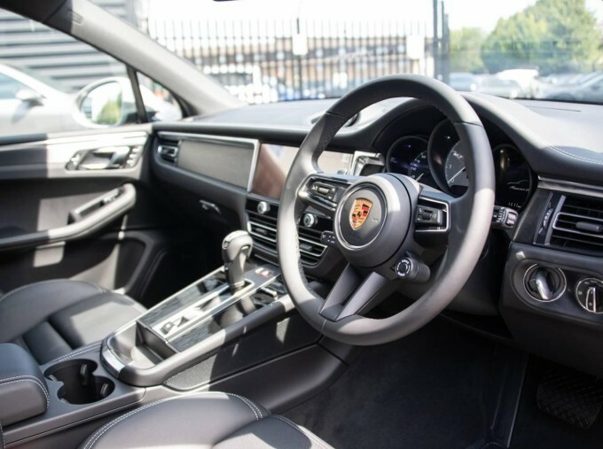 Porsche Macan Macan Suv  #4