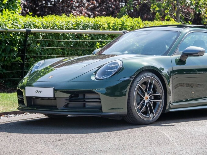 Porsche 911 3.6 T-hybrid 992 Carrera Gts Convertible Petro Green #11