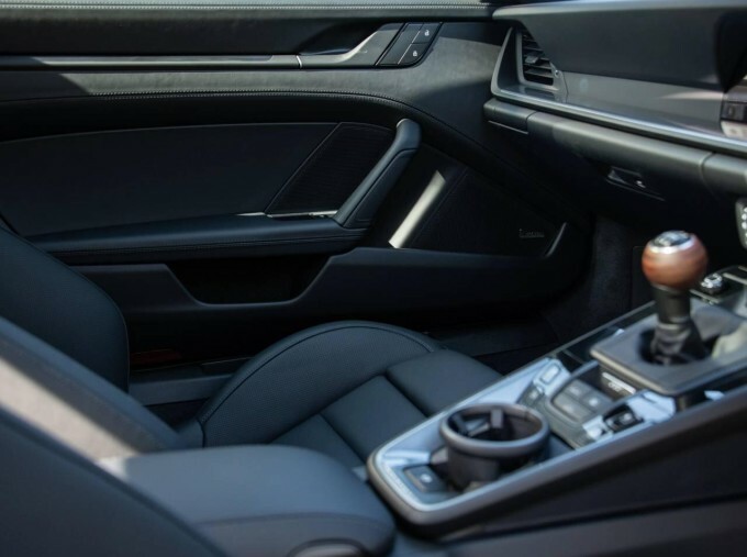 Porsche 911 3.6 T-hybrid 992 Carrera Gts Convertible Petro Green #45