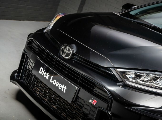 Toyota Yaris 1.5 Hybrid Design Cvt Silver #21