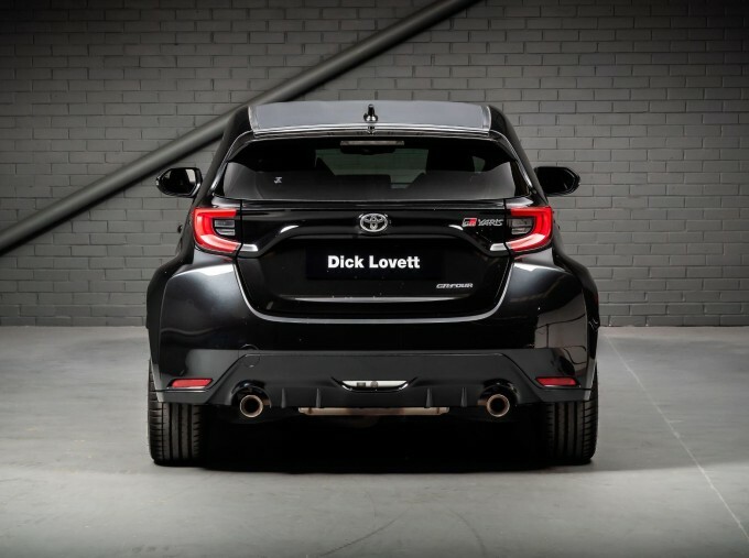 Toyota Yaris 1.5 Hybrid Design Cvt Silver #5