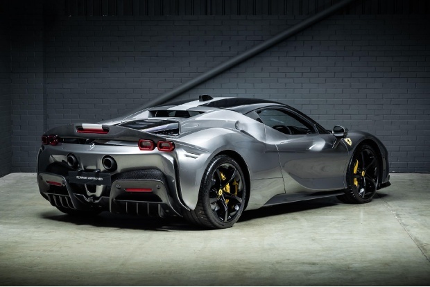 Ferrari Sf90 Stradale 4.0T V8 7.9Kwh F1 Dctwd Euro 6 2-Door  #6