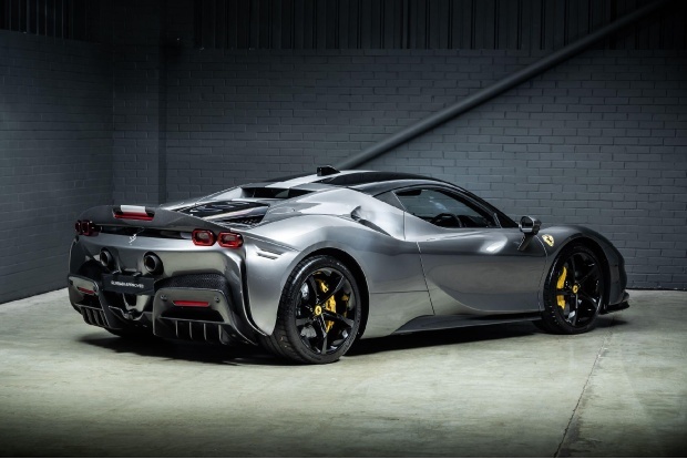 Ferrari Sf90 Stradale 4.0T V8 7.9Kwh F1 Dctwd Euro 6 2-Door  #5