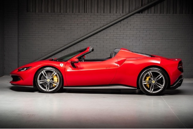 Ferrari 296 Gts 3.0T V6 7.45Kwh Spider F1 Dct Euro 6 Ss 202 Red #12