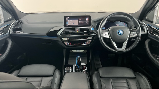 BMW iX3 80Kwh Premier Edition Pro VK71PMX Blue #4