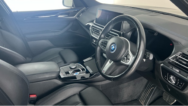 BMW iX3 80Kwh M Sport RF23WPM Black #6