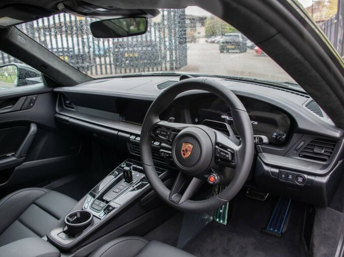 Porsche 911 T-hybrid 992 Carrera Gts Pdk Euro 6 2-Door Green #4
