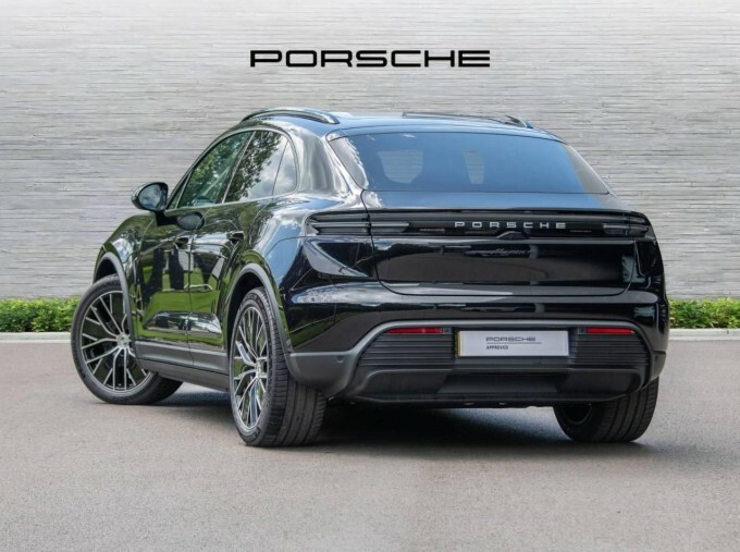 Porsche Macan 100Kwh 4 4Wd 5-Door Black #3