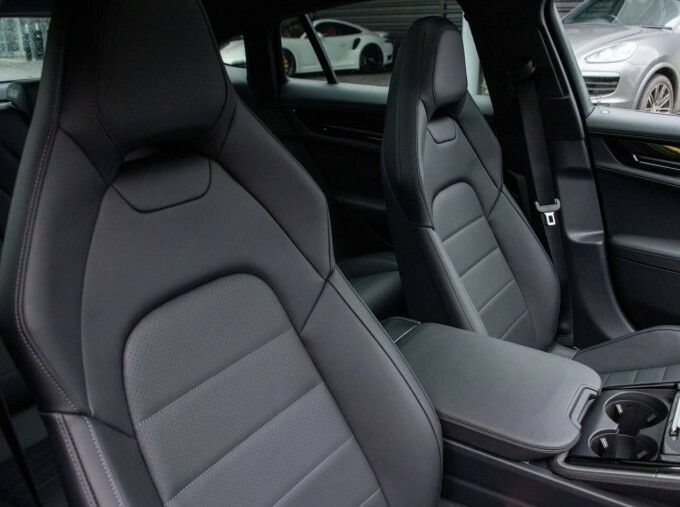 Porsche Panamera Panamera Limousine Unlisted Green #5