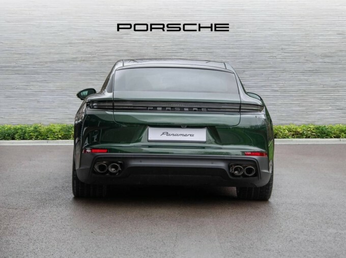 Porsche Panamera Panamera Limousine Unlisted Green #6