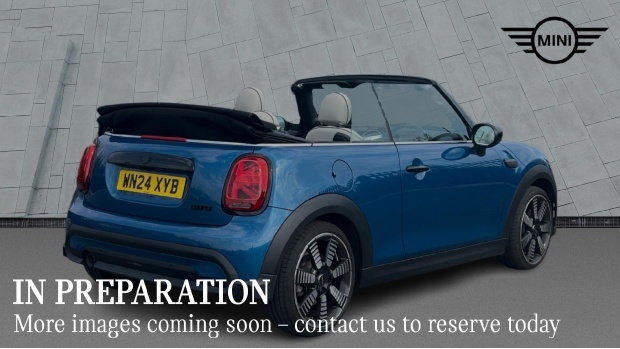 Mini Convertible Cooper Exclusive Steptronic Euro 6 2-Door WN24XYB Blue #2
