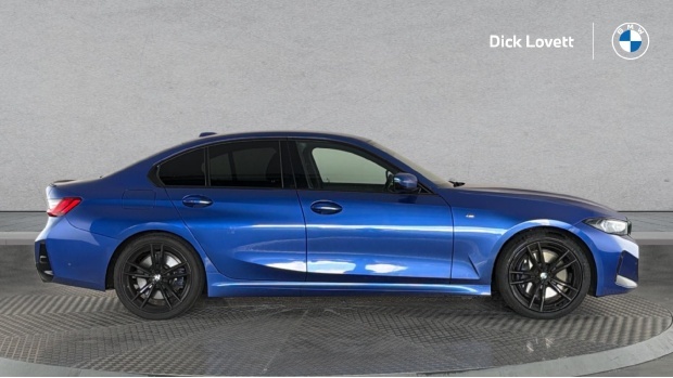BMW 3 Series 2.0 320I M Sport Euro 6 4-Door Blue #3