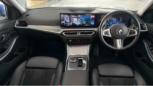 BMW 3 Series 2.0 320I M Sport Euro 6 4-Door Blue #4