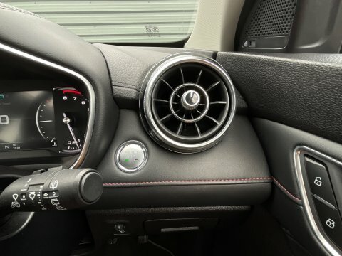 MG HS Hs 1.5 T-gdi Exclusive Suv Euro White #17