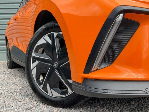 MG MG4 Ev 64Kwh Trophy DS23XSB Orange #2