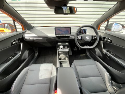 MG MG4 Ev 64Kwh Trophy DS23XSB Orange #5
