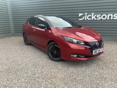 Nissan Leaf N-connecta Gmz4477 Red
