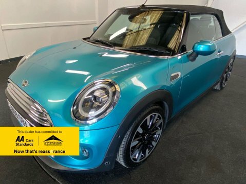 Mini Convertible 1.5 Cooper Exclusive Blue #2