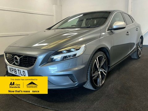 Volvo V40 2.0 V40 R-design Grey