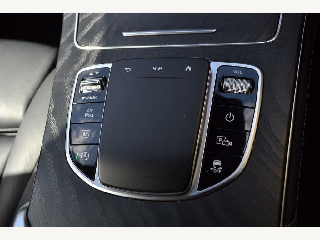 Mercedes-Benz GLC Class 2.0 Glc300e 13.5Kwh Amg Line Coupe G-tronic 4Mati Black #25