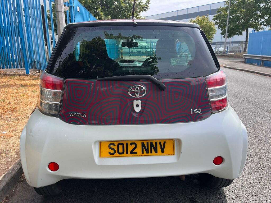 Toyota IQ 1.0 Vvt-i 2 Multidrive Euro 5 White #6