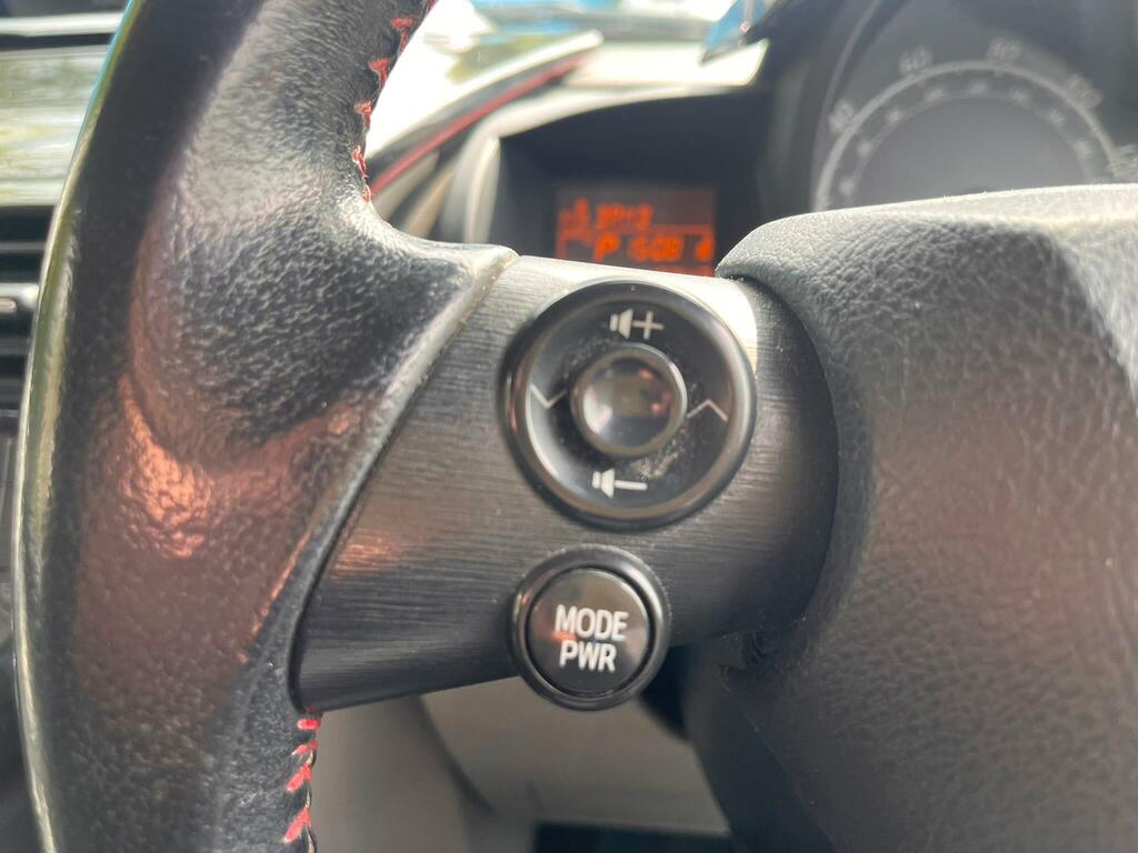 Toyota IQ 1.0 Vvt-i Hatchback Orange #19
