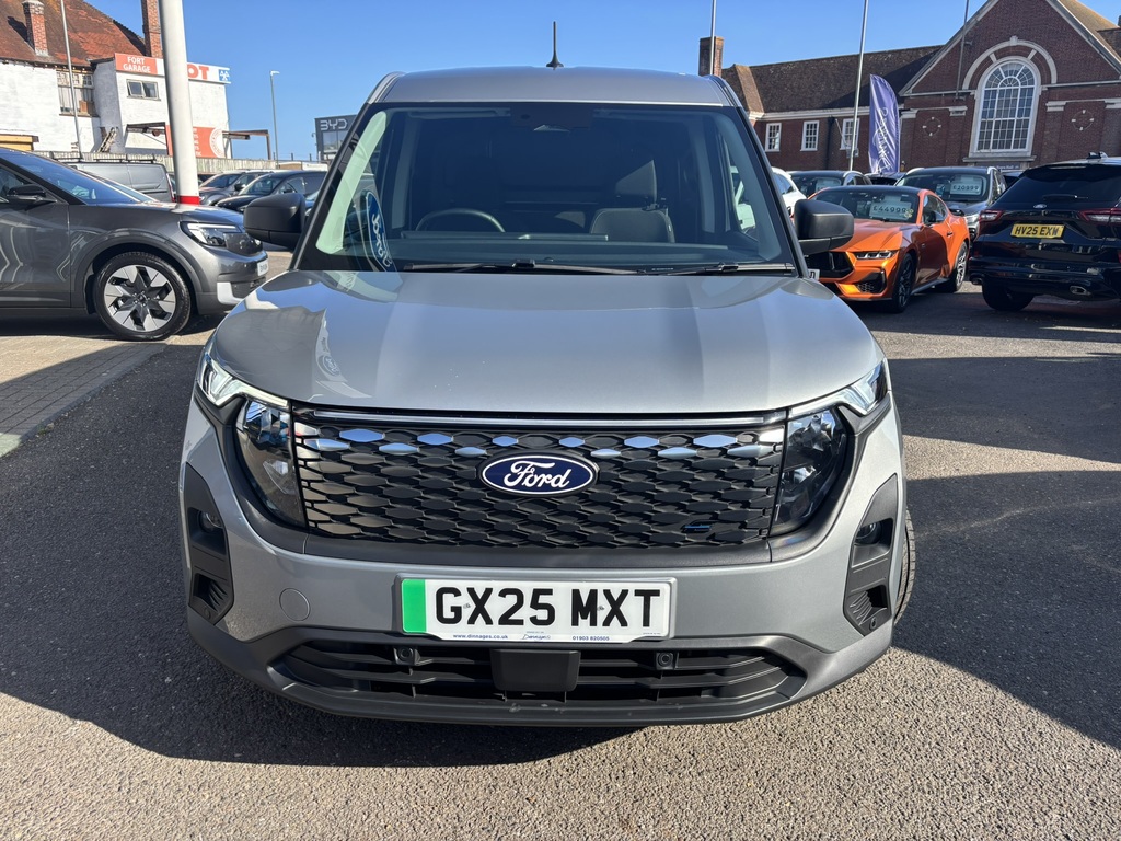Ford Transit Courier 43Kwh Trend Panel Van Swb 136 P Silver #2