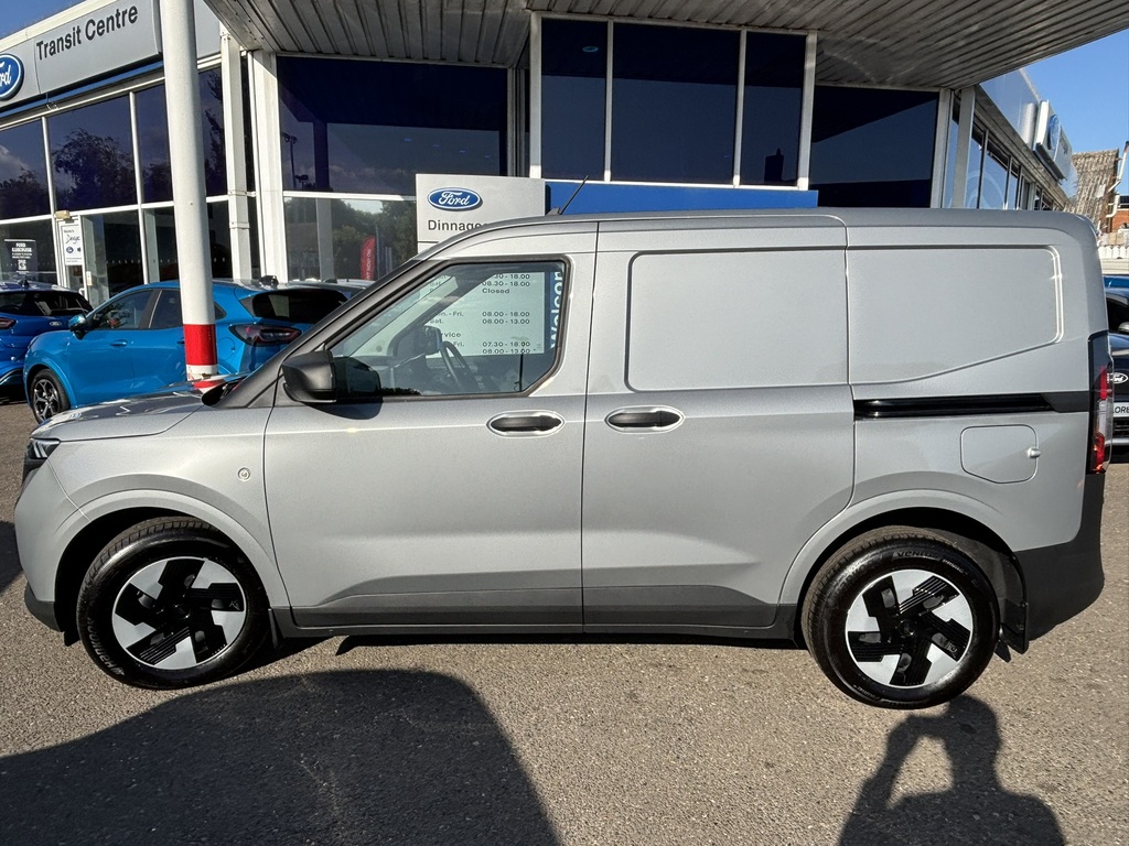 Ford Transit Courier 43Kwh Trend Panel Van Swb 136 P Silver #4
