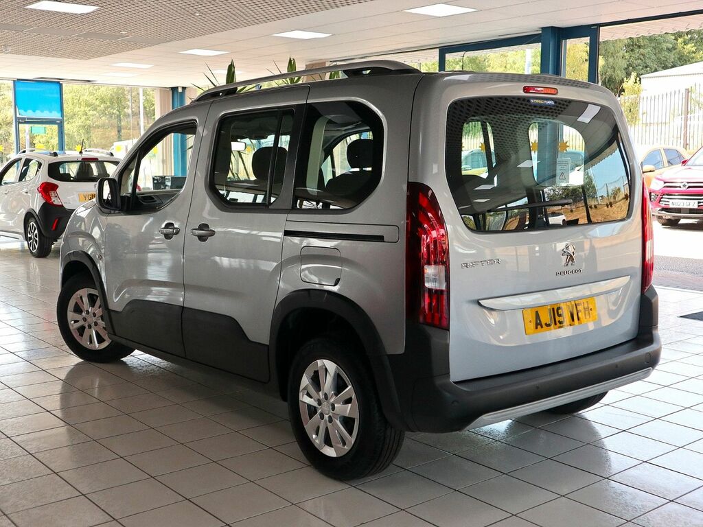 Peugeot Rifter 1.2 Allure Standard Puretech Grey #2