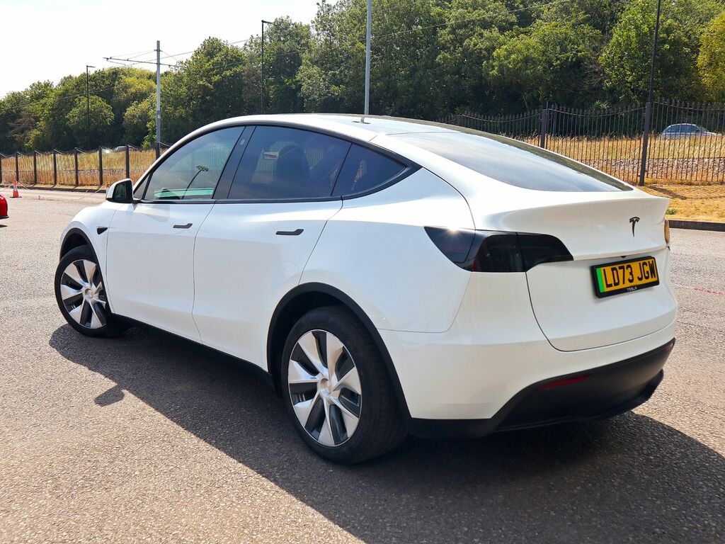 Tesla Model Y Rwd White #2