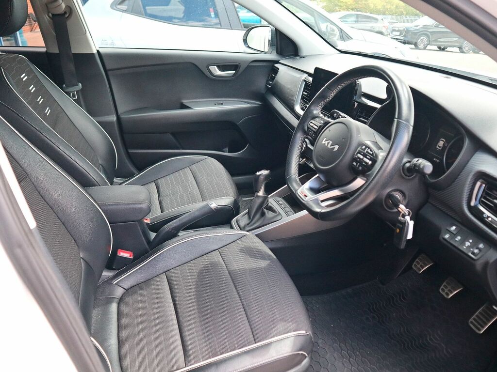 Kia Stonic Gt-line T-gdi Mhev White #3
