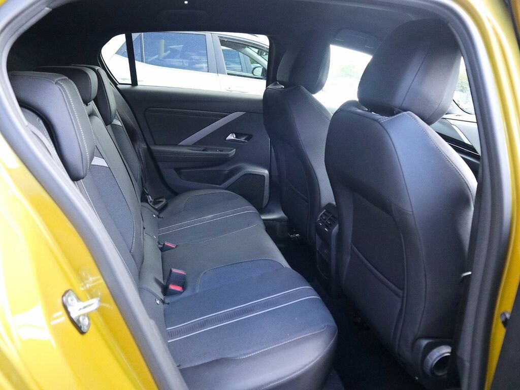 Vauxhall Astra Gs Turbo Yellow #4
