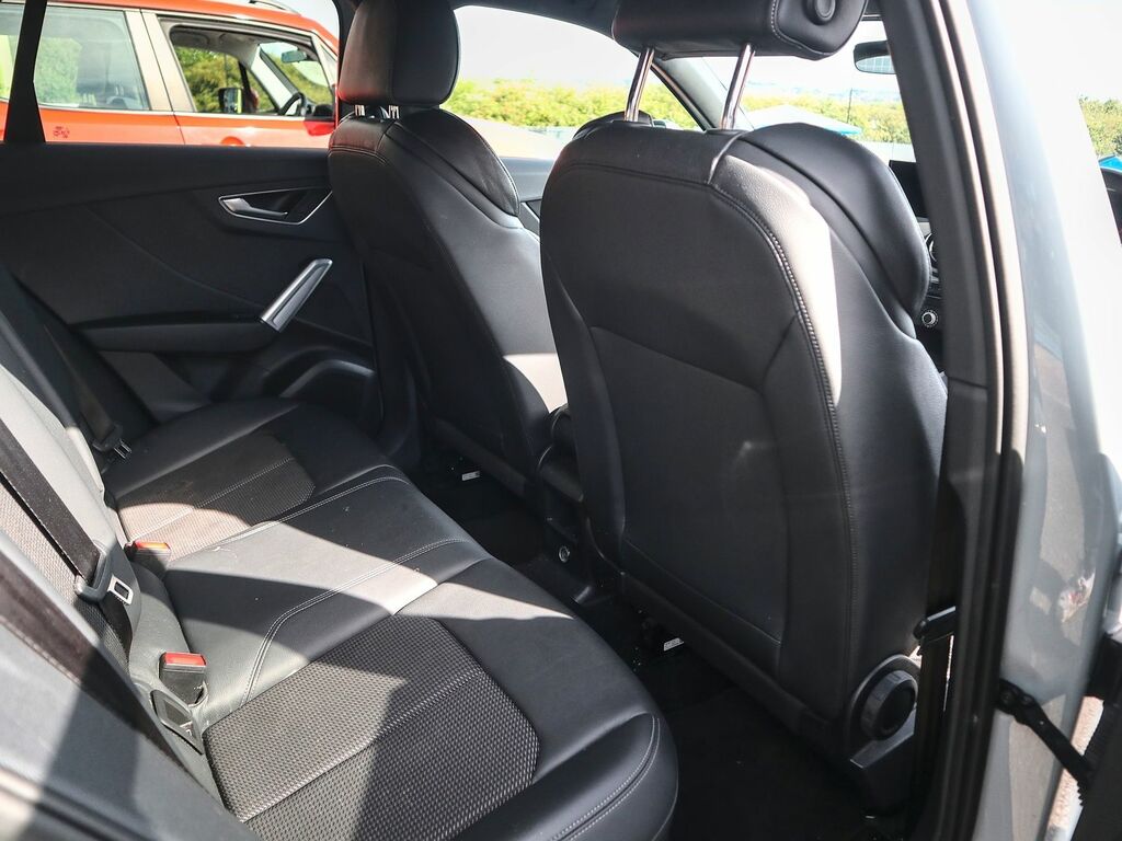 Audi Q2 S Line 35 Tfsi Grey #4
