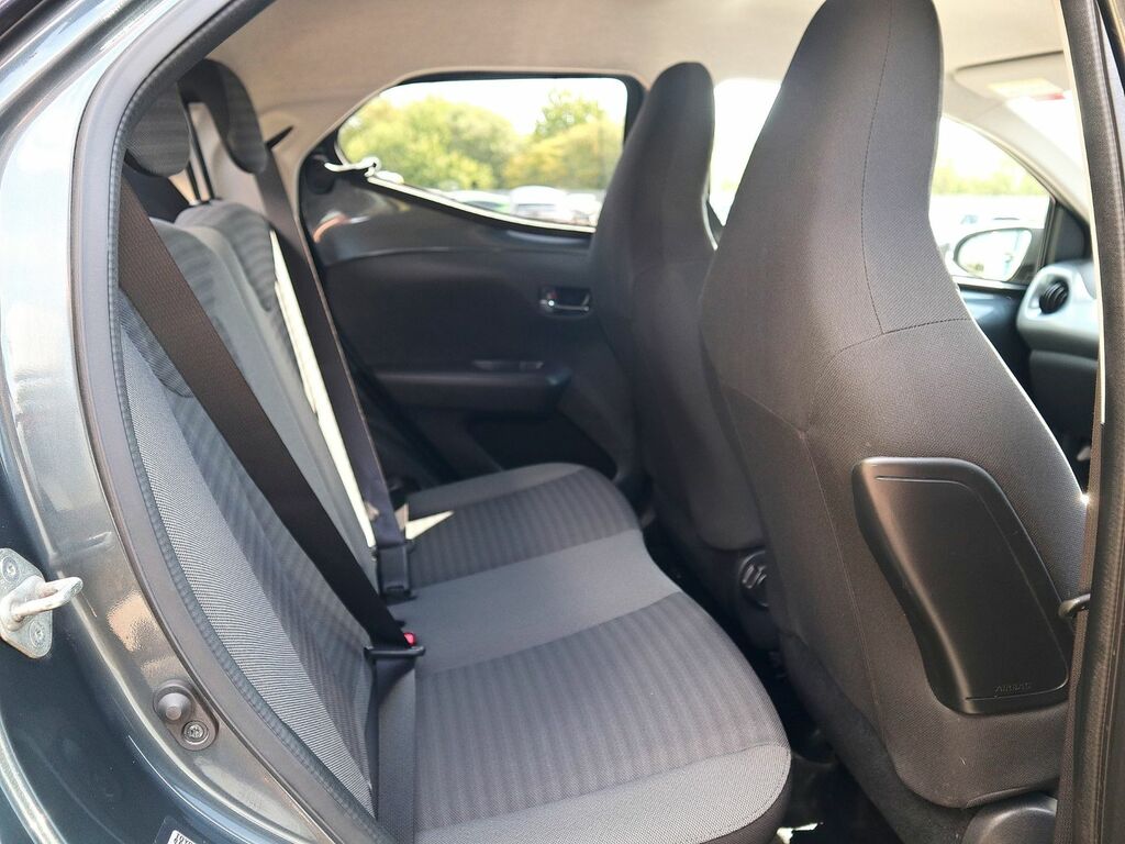 Toyota Aygo X X-trend Tss Vvt-i Grey #4