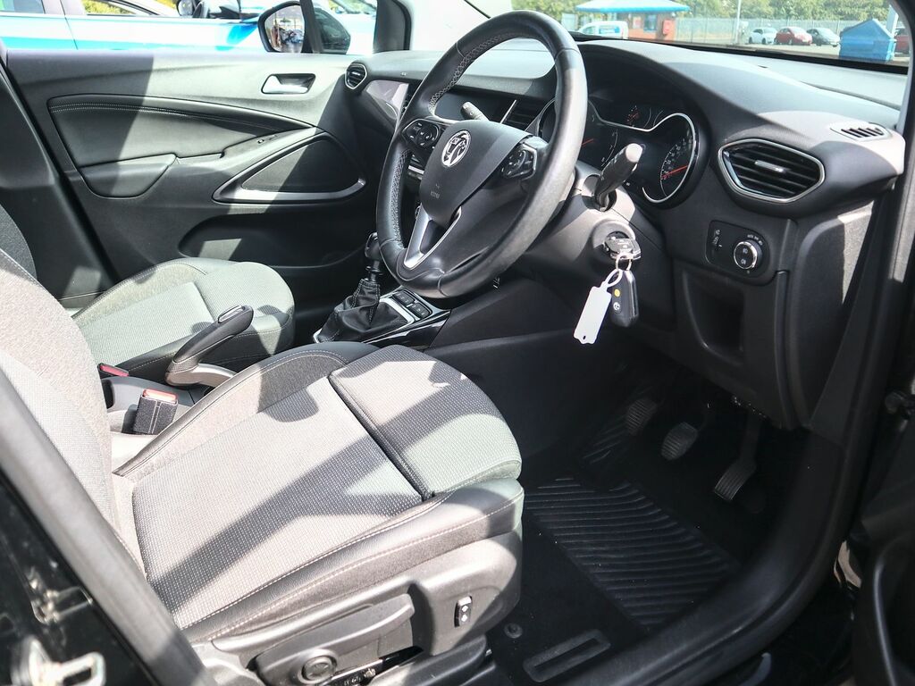 Vauxhall Crossland Elite Nav Turbo D Black #3