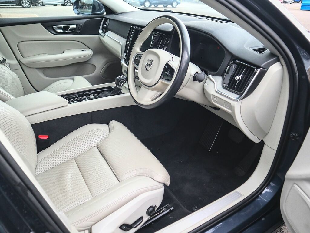 Volvo S60 2.0 Inscription Plus T5 Blue #3