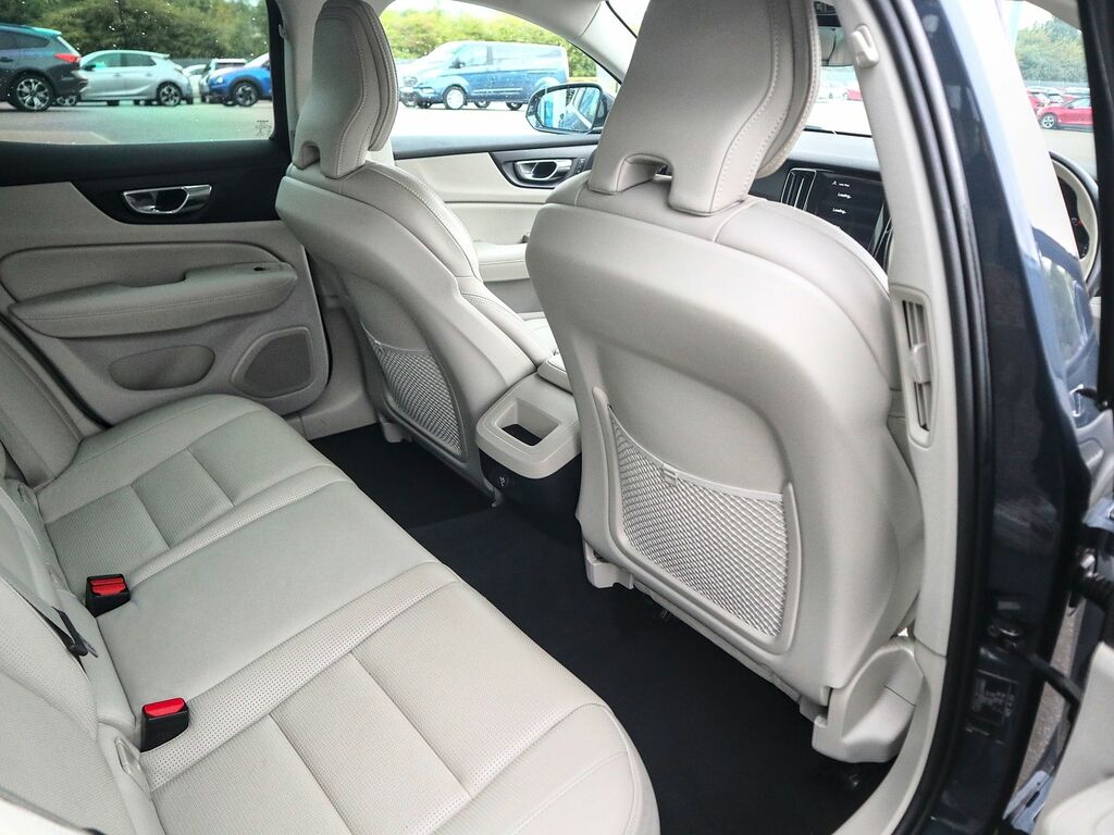 Volvo S60 2.0 Inscription Plus T5 Blue #4