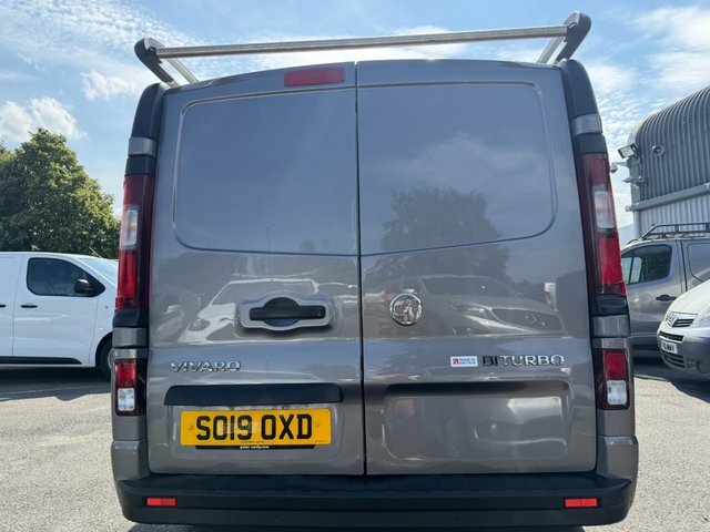 Vauxhall Vivaro 1.6 Cdti 2900 Biturbo Grey #4
