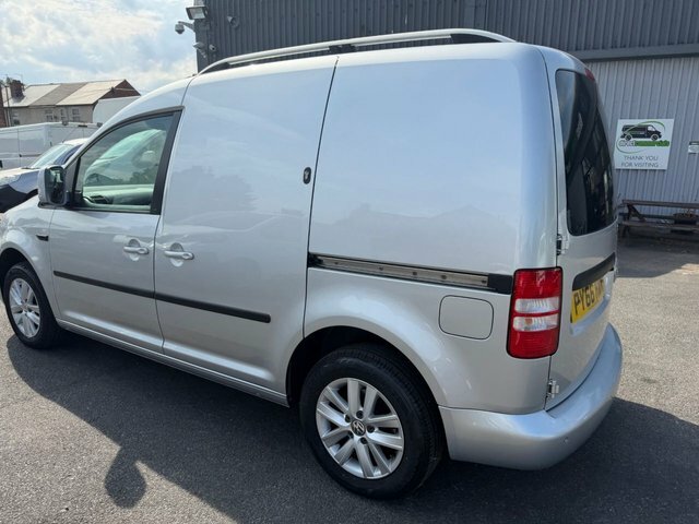 Volkswagen Caddy 1.6 Tdi C20 Highline Silver #3