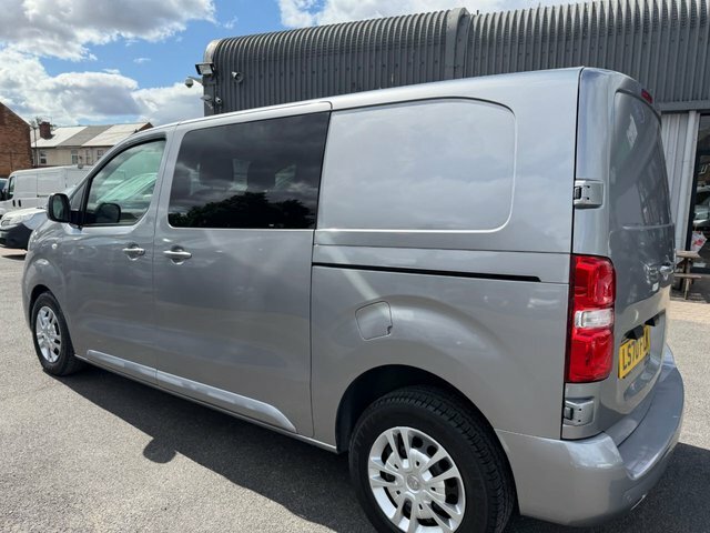 Vauxhall Vivaro Vivaro 2.0 Turbo D 3100 Sportive Crew Van L1 H1 Eu Grey #24