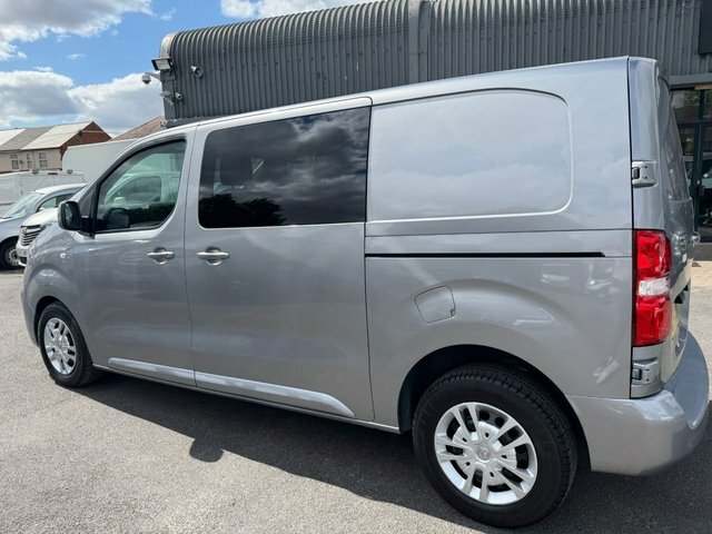 Vauxhall Vivaro Vivaro 2.0 Turbo D 3100 Sportive Crew Van L1 H1 Eu Grey #33