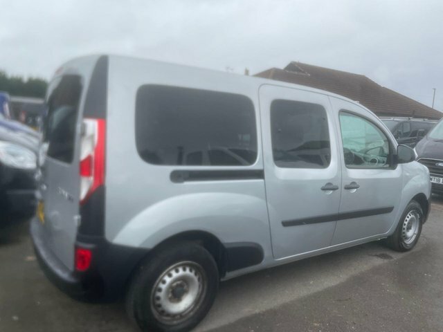 Renault Kangoo Maxi Combi Van 1.5 Ll21 Dci Sport Phase 2 Crew Van Fwd Silver #17