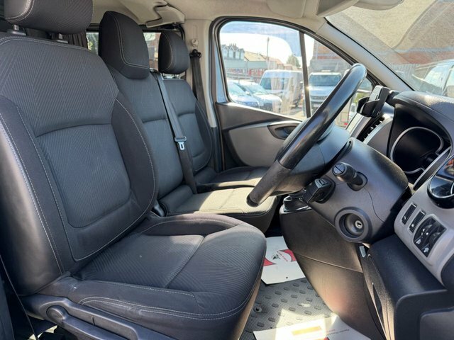 Renault Trafic 2015 1.6 Dci Energy 29 Sport Crew Van Lwb Euro 5 Silver #15