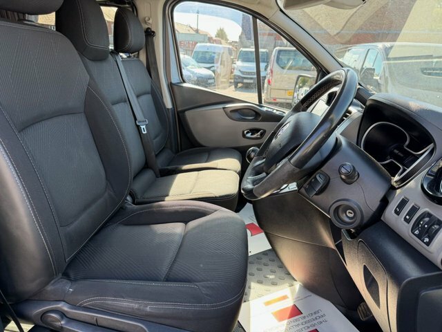 Renault Trafic 2015 1.6 Dci Energy 29 Sport Crew Van Lwb Euro 5 Silver #12
