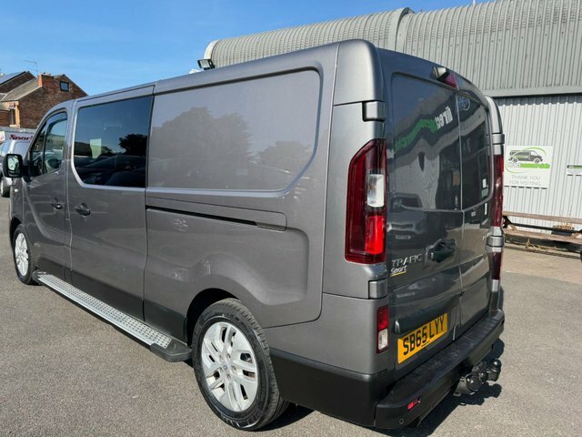 Renault Trafic 2015 1.6 Dci Energy 29 Sport Crew Van Lwb Euro 5 Silver #24