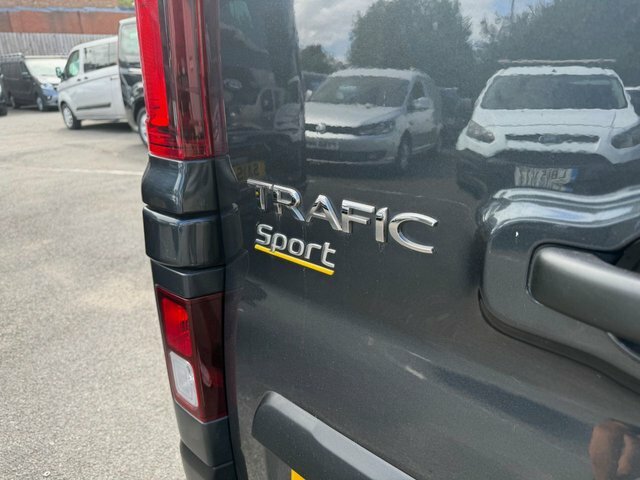 Renault Trafic Sl28 Dci 130 Business Swb Low Roof 19993 White #37