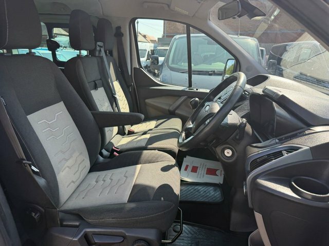 Ford Tourneo Custom 2014 2.2 300 Tdci Limited L2 Euro 5 Ss Black #13