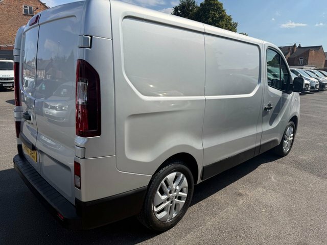Renault Trafic 1.6 Dci 27 Sport Silver #5