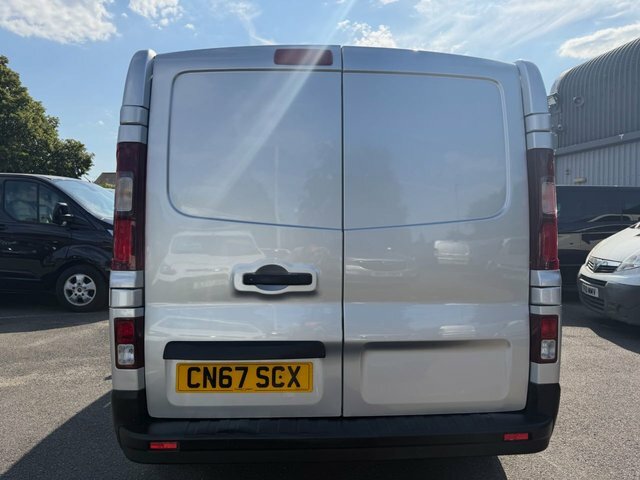 Renault Trafic 1.6 Dci 27 Sport Silver #4