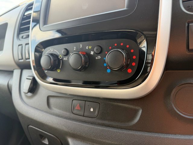 Renault Trafic 1.6 Dci Energy 29 Sport Nav Lwb Standard Roof Euro Grey #18